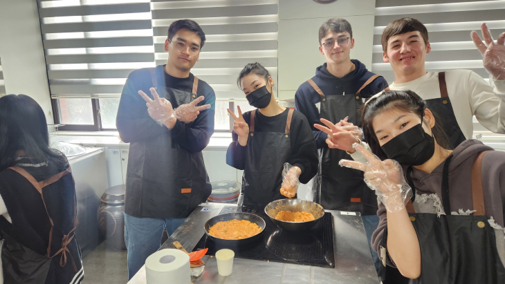 2023학년도 겨울학기 설맞이 한국음식 만들기 교내 문화체험