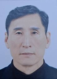 김욱근