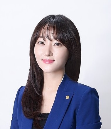 김민